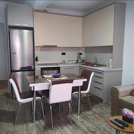 #1 Modern 1Br With Balcony In Up-And-Coming Hip Area Appartement Tirana Buitenkant foto